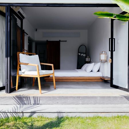 Hola Lofts Villa Uluwatu  Exterior photo